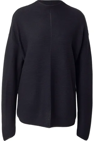 More & More Pullover