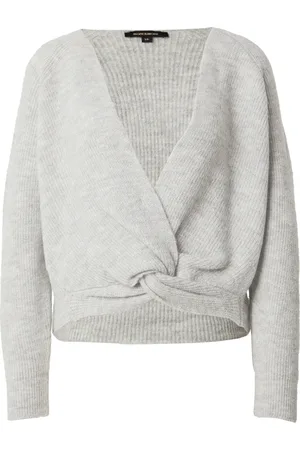More & More Pullover