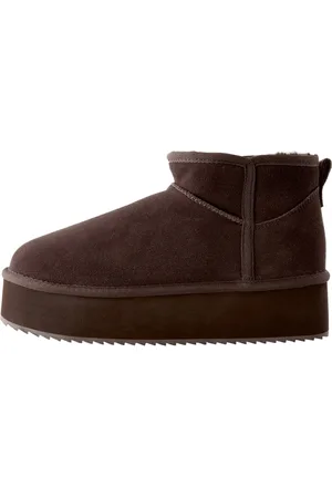 Next Stiefel