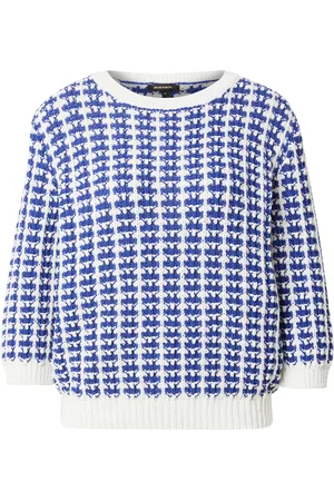 More & More Pullover