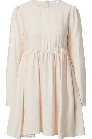EDITED the label Kleid 