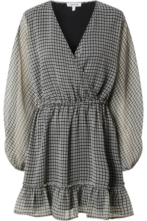 EDITED the label Kleid 