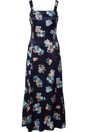 EDITED the label Kleid 