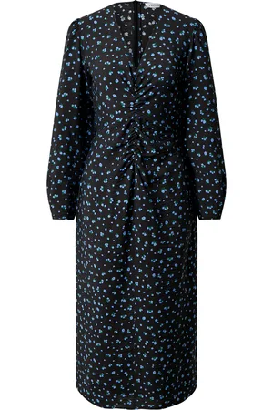 EDITED the label Kleid 