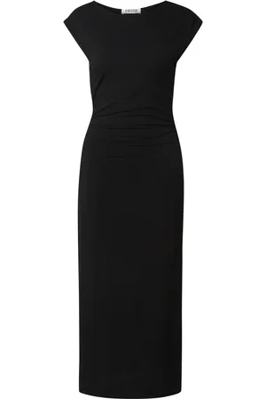 EDITED the label Kleid 
