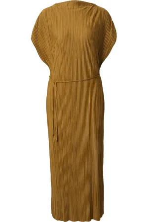 EDITED the label Kleid 