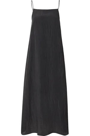 EDITED the label Kleid 