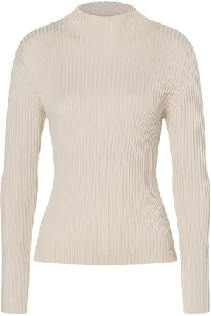 More & More Pullover