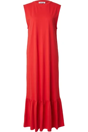 EDITED the label Kleid 