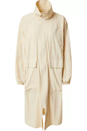 EDITED the label Parka 'Lorry