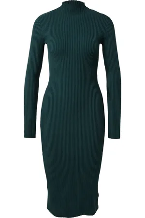 EDITED the label Kleid 