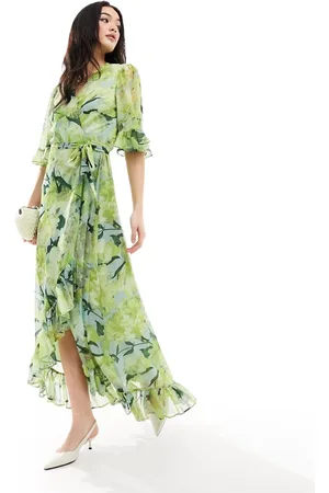 HOPE & IVY Ruffle wrap maxi dress in floral
