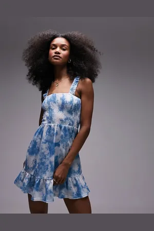 Topshop Shirred flippy mini in tie dye print