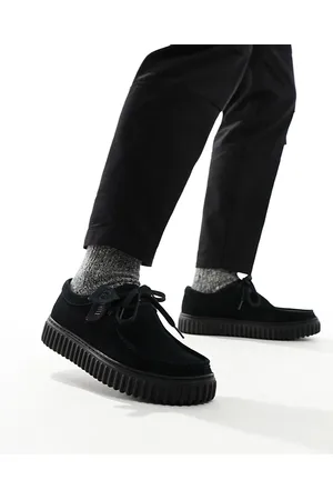 Clarks Clarks Torhill Lo shoes in suede