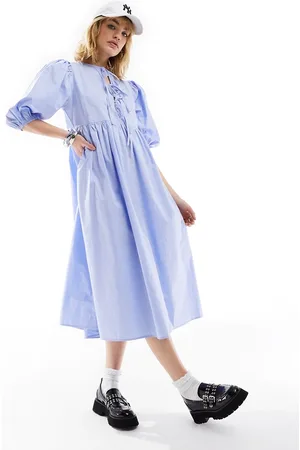Glamorous Tie front midi smock dress in micro stripe