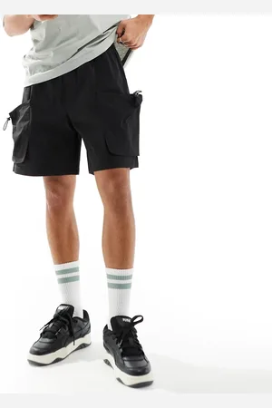 ADPT. Technical cargo short in