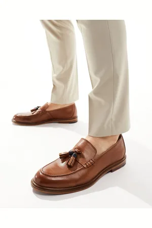 WALK LONDON Putney Tassel Loafers In Tan Leather