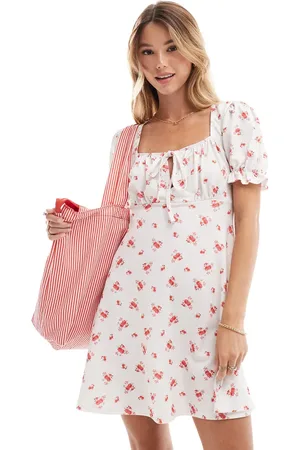 Miss Selfridge Square neck mini tea dress with puff sleeve in floral print