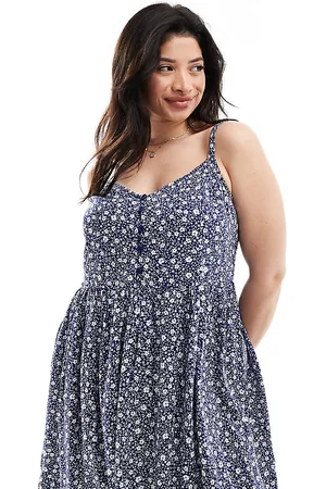 Yours Strappy cami maxi dress in mono ditsy print