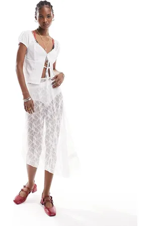 Daisy Street Asymmetric hem midi skirt in lace