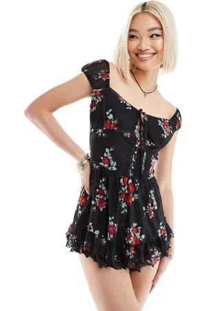 Daisy Street Cap sleeve tie front flippy mesh playsuit in black rose