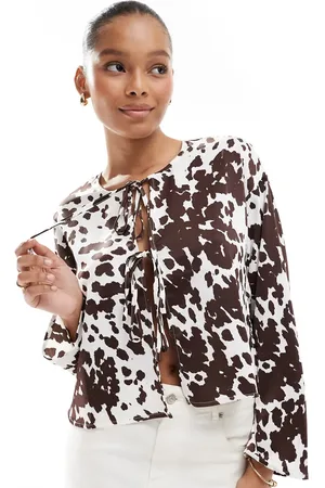 Pieces® Long sleeve tie front top in cow print