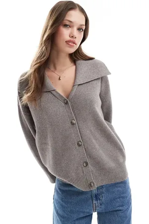 Pretty Lavish Collar button knit cardigan in taupe