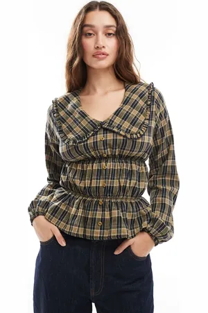 Daisy Street Long sleeve blouse with frill collar in navy check