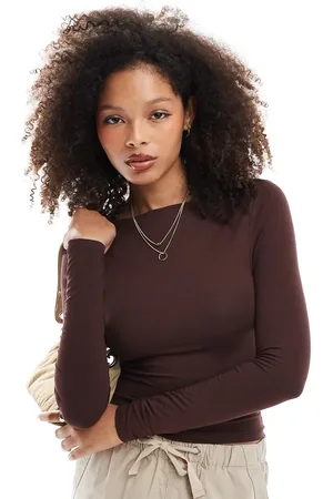 Miss Selfridge Long sleeve slash neck top in chocolate