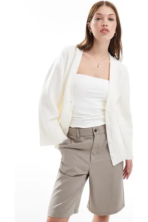 Pretty Lavish Chunky cuff knit cardigan in cream
