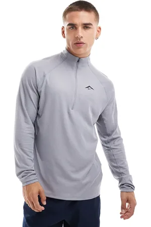 Nike Trail 1/4 zip sweatshirt in