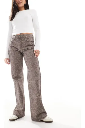 Stradivarius Straight leg jean in light wash leopard