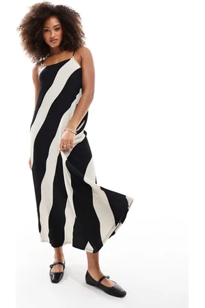 VERO MODA Sqaure neck cami maxi dress in abstract mono stripe