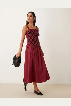Neon Rose Bow detail cami dress in burgundy