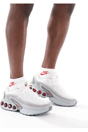 Nike Air Max DN trainers in and red