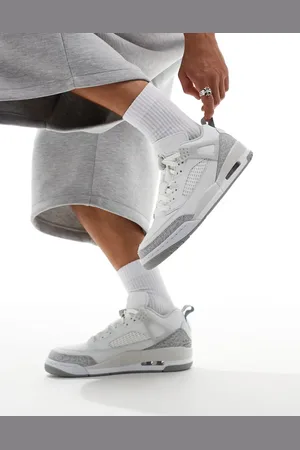 Jordan Spizike Low trainers in and grey
