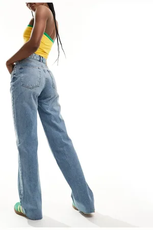 Pull&Bear High rise straight leg jean in medium