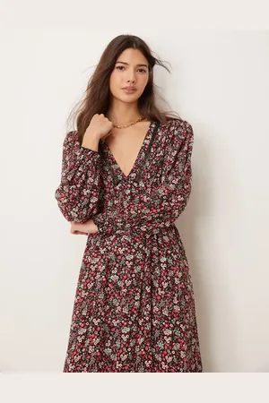 Miss Selfridge Trimmed maxi dress in print