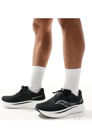 Saucony Ride 18 running trainers in and white