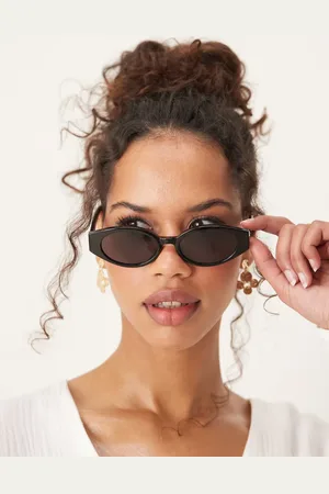 Jeepers Peepers Slim rectangular sunglasses in