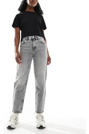 Pull&Bear High rise mom jean in washed