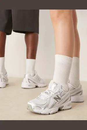 New Balance 740 trainers in white and