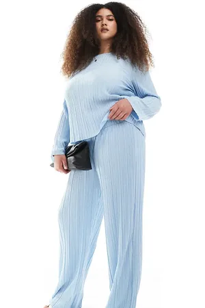 Pieces® Pieces Curve plisse wide leg trouser co-ord in light