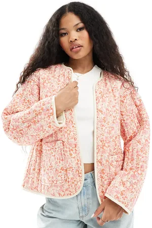 ASOS ASOS DESIGN Petite cotton quilted jacket in ditsy floral print