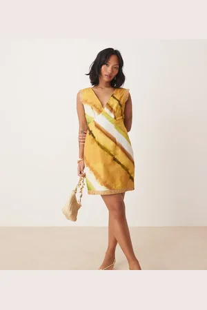 Never Fully Dressed Petite frill hem mini shift dress in green ombre print