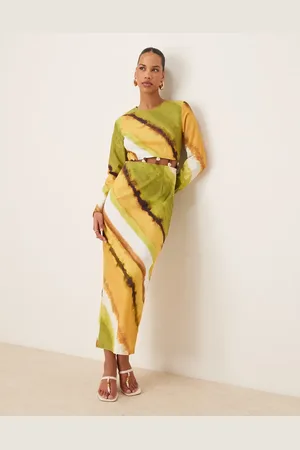 Never Fully Dressed Cut-out waist midaxi dress in ombre print