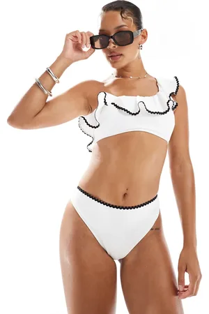 New Look One shoulder blanket stitch bikini bottoms in