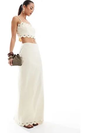 4th & Reckless Linen look scallop trim maxi skirt co-ord in buttercream