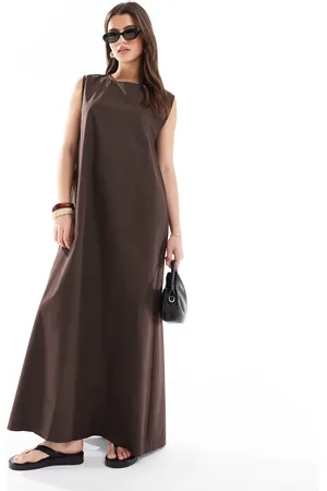 ASOS Poplin pleat black trapeze maxi dress in chocolate