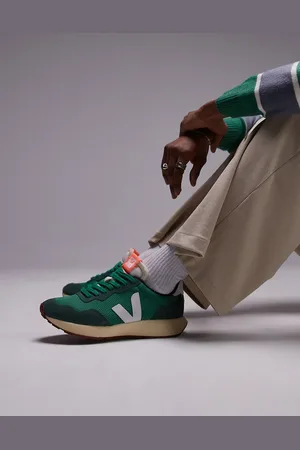 Veja Paulistana trainer in emeraude